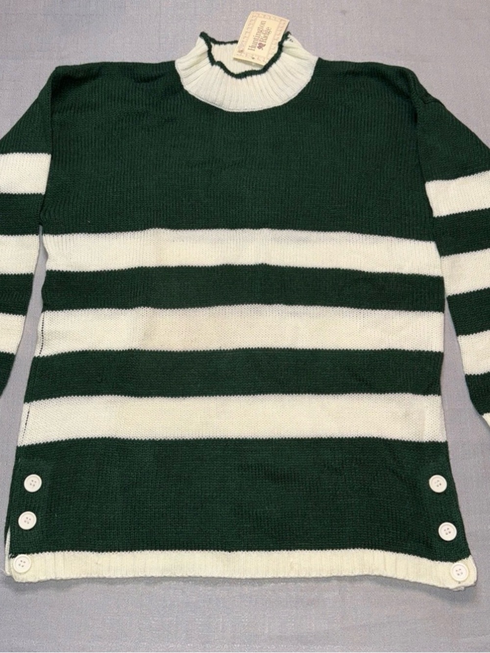 Vintage Women's Green and White Striped Knit Sweater with Button Hem large NWT